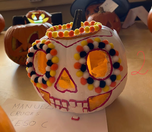 PUMPKIN CARVING CONTEST: VIDEO AND WINNERS